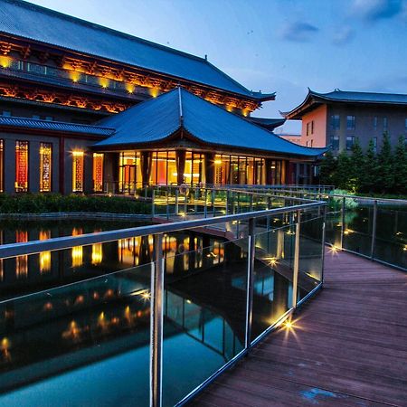 Cloud Luo Ping Hotel 羅平県 エクステリア 写真